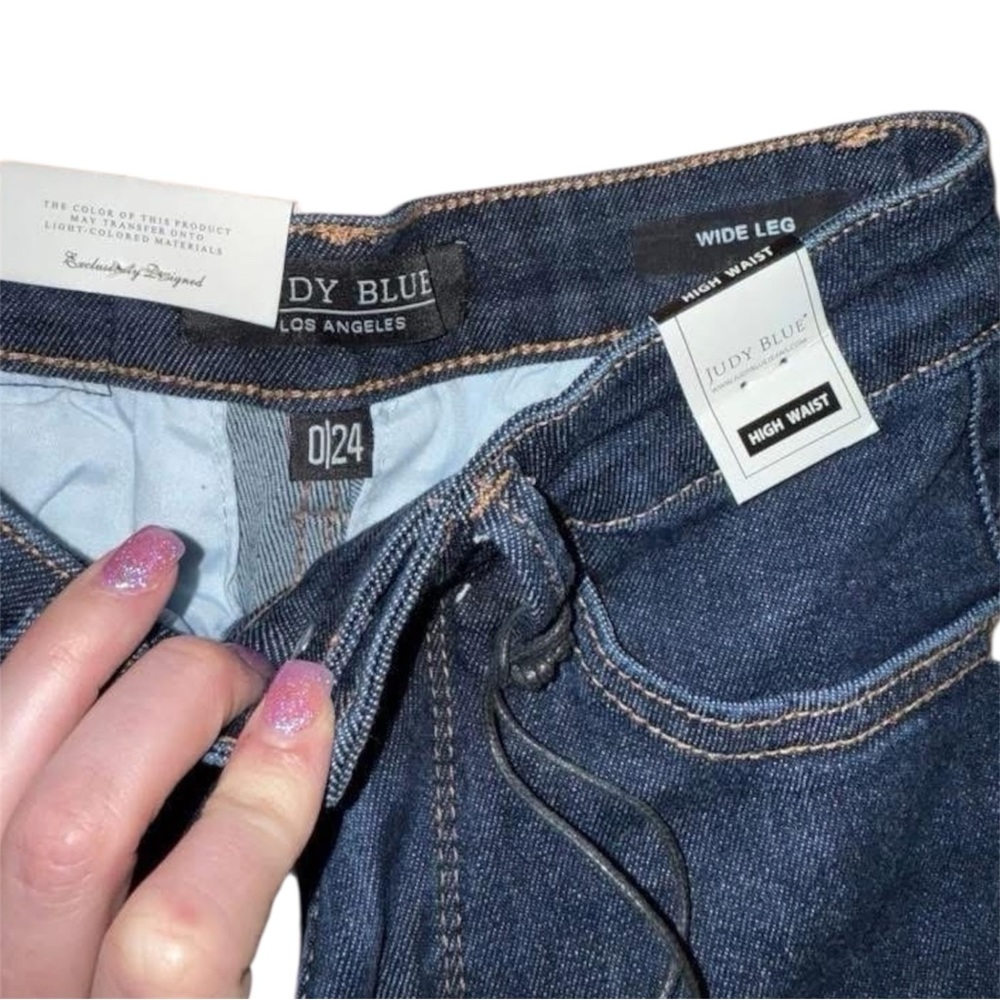Judy Blue Dark Indigo Wide leg crop trouser style. So cute. Size 0/24 nwt! - Picture 4 of 10
